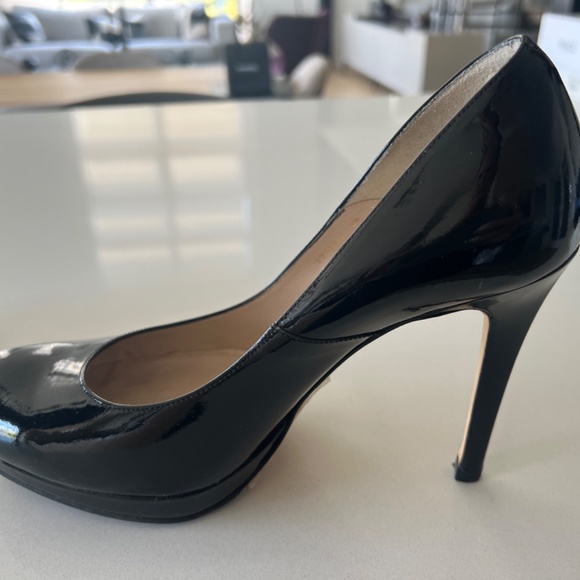 L.K. Bennett Sledge Black Patent Platform Court Heels Size 39 - Picture 11 of 11